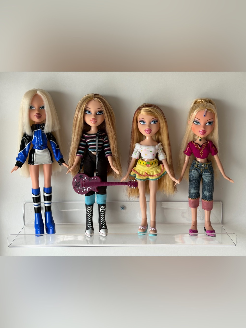 Bratz doll bundle sweet dreamz siernna genie magic cloe